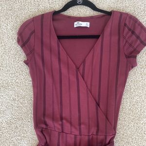 Hollister maroon and black jumpsuit with belt that ties